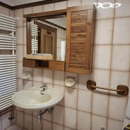 - Sass De Stria Cernadoi Dolomiti