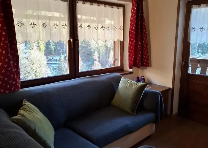 - Sass De Stria Cernadoi Dolomiti